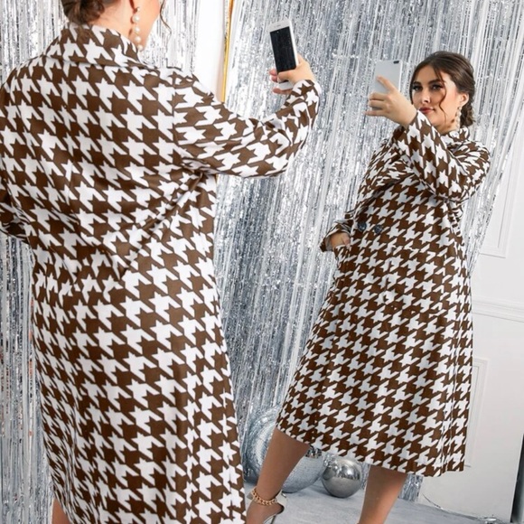 Brown & Cream Houndstooth Double Button Down Coat - Picture 2 of 6